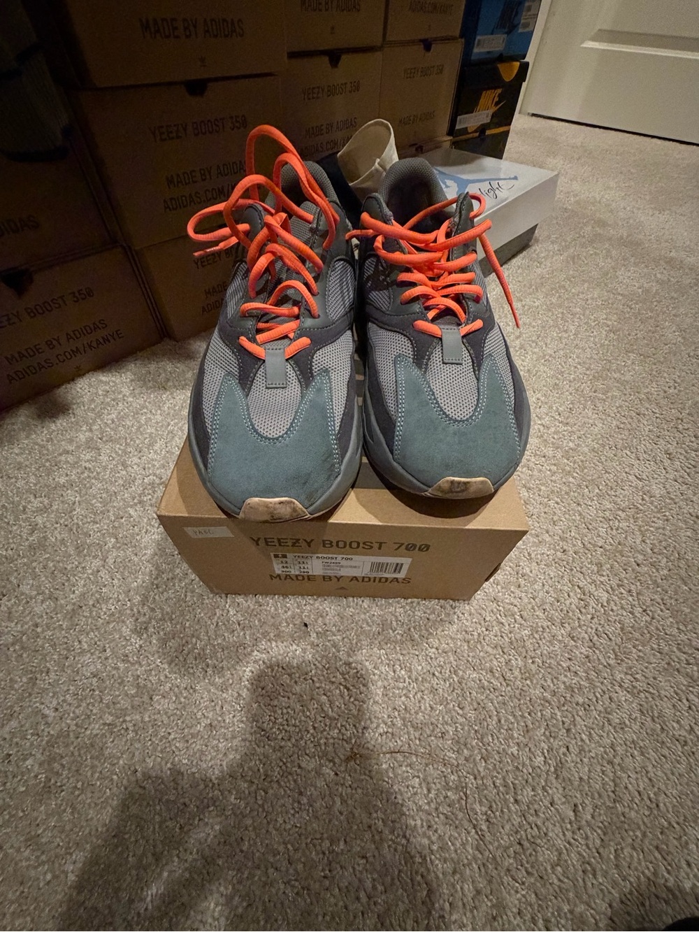 Yeezy 700